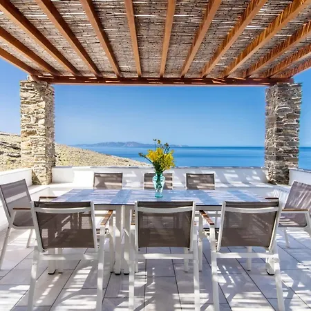 Mileia Tinos Villa *