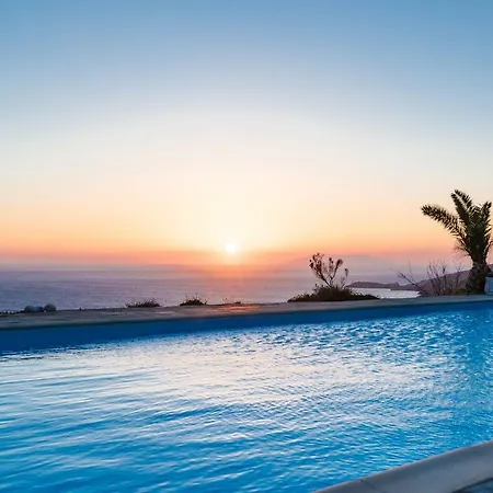 Mileia Tinos Villa *